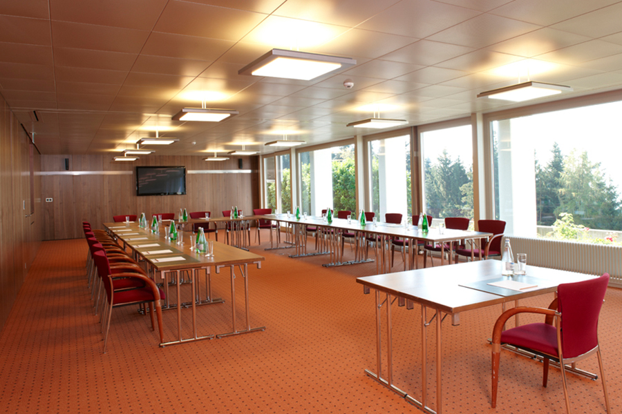 Seminarrume Panorama Feusisberg Schwyz 900x600.jpg