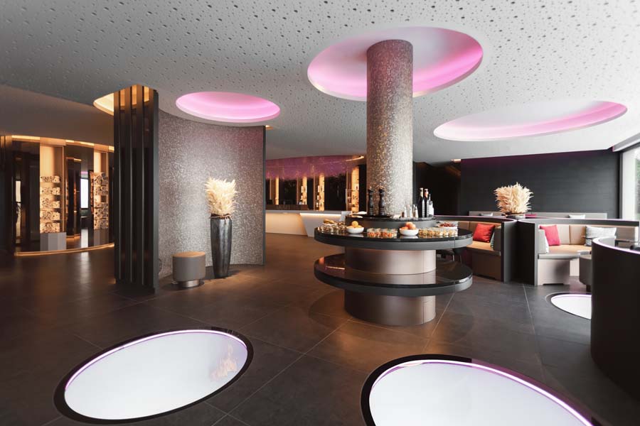 Akari Lounge